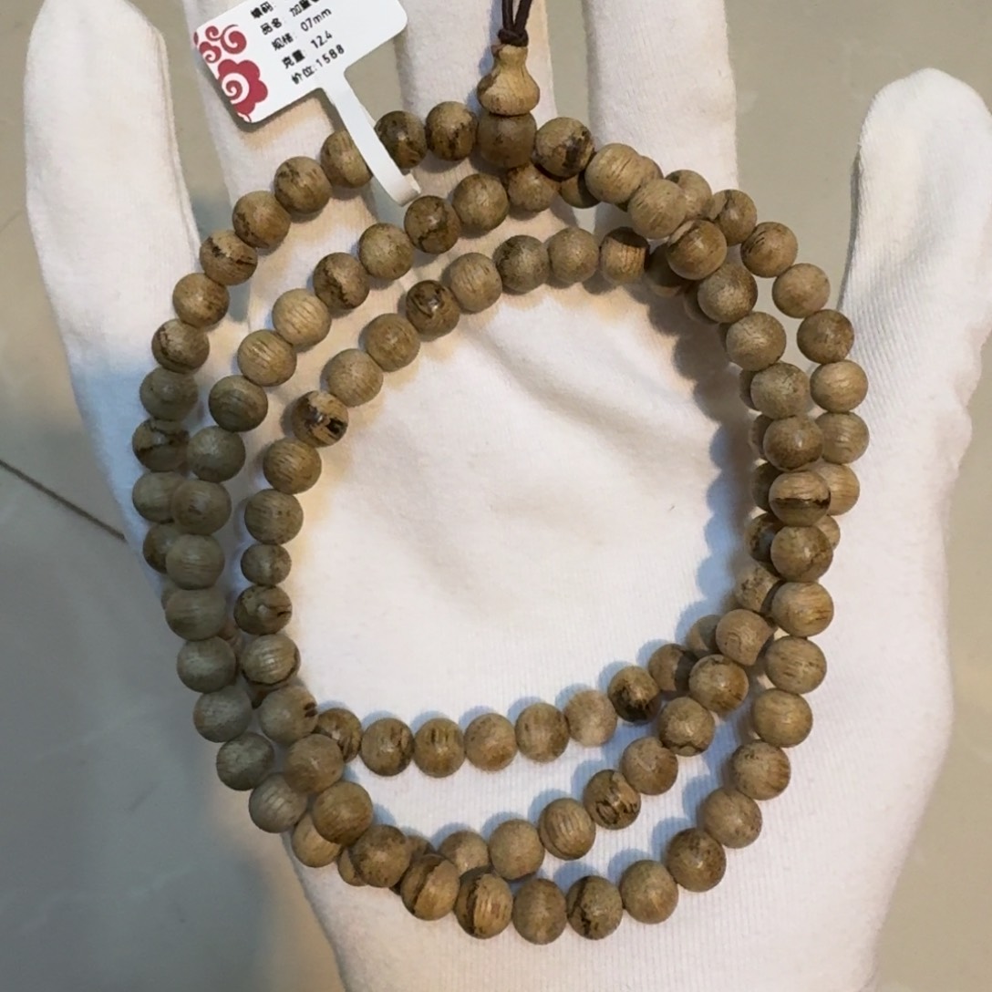 沉香手串是**呀加里曼丹老料