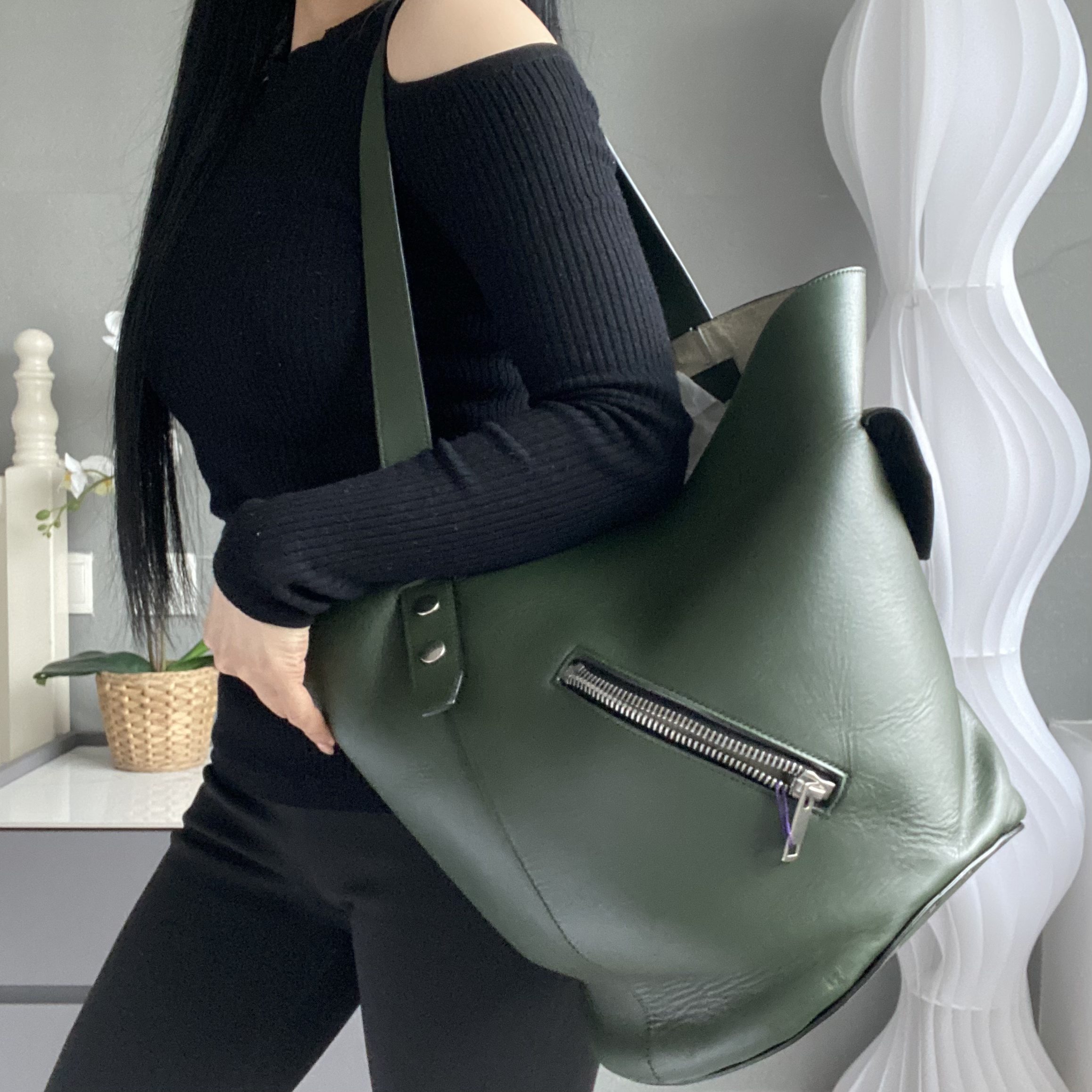 95新 Celine/思琳 【可】墨绿的托特包桶包 00 1242