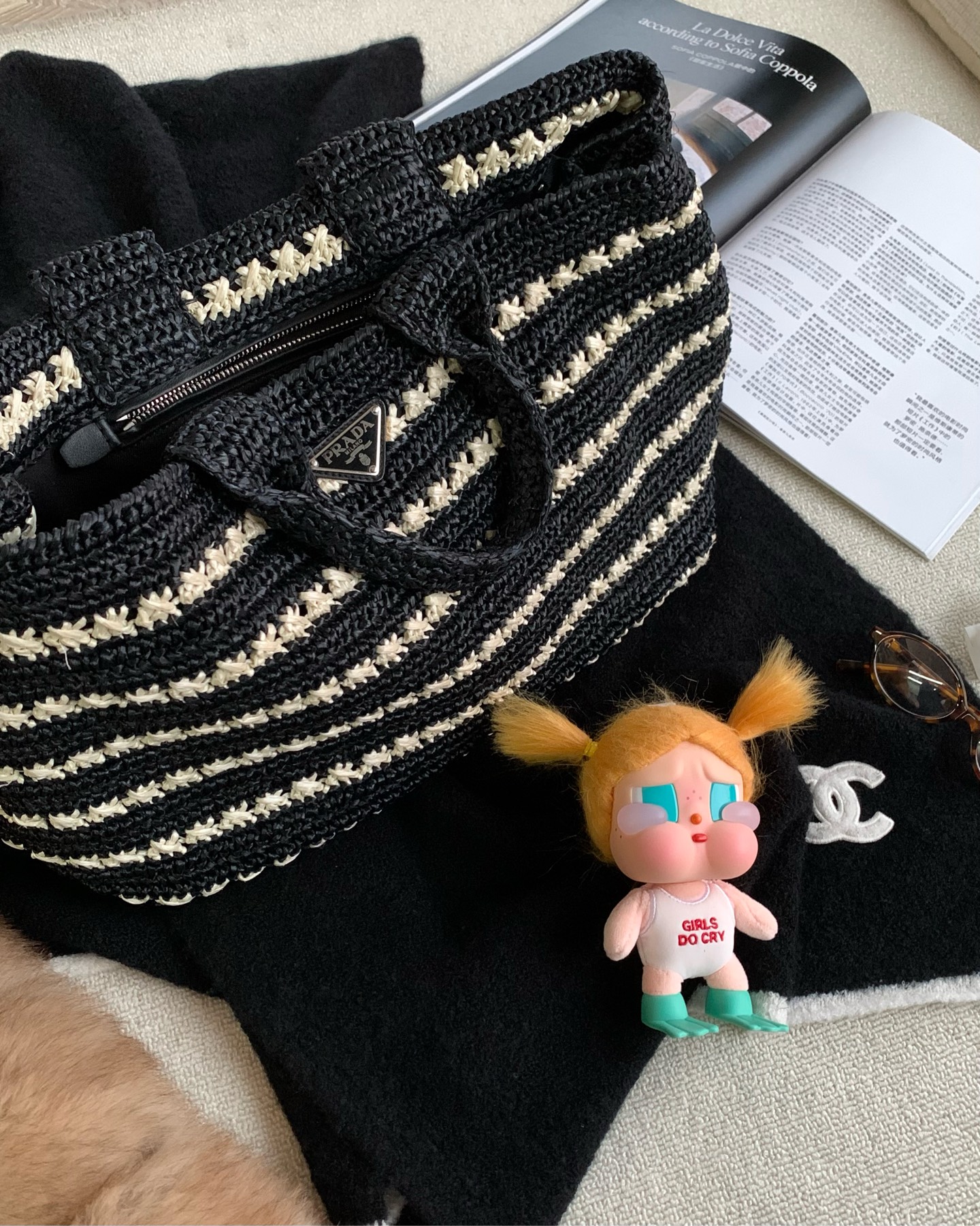 95新 Prada/普拉达 黑白编织沙滩包 35cm 18157098