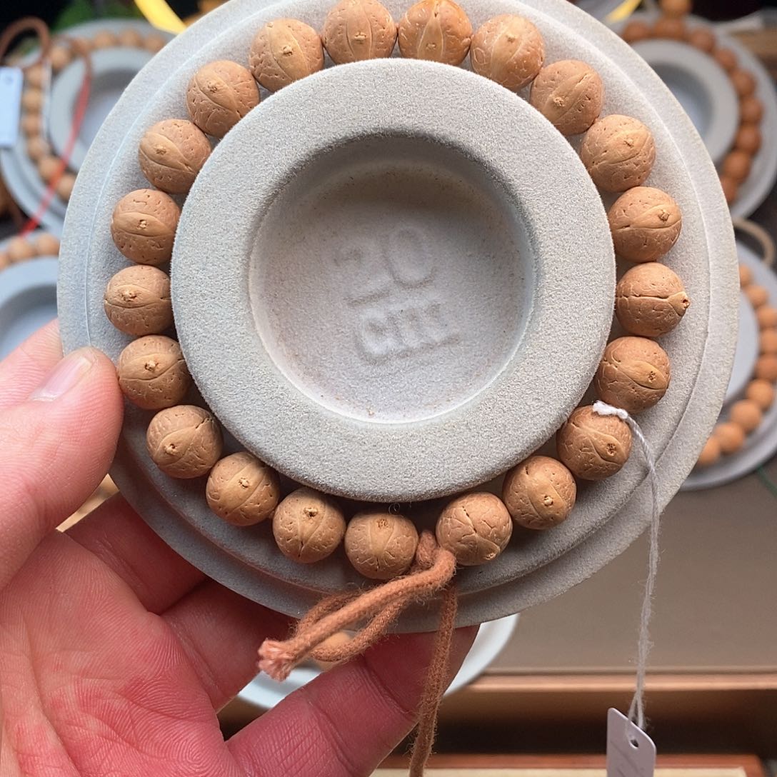 凤眼菩提吊坠尼泊尔菩提实心籽