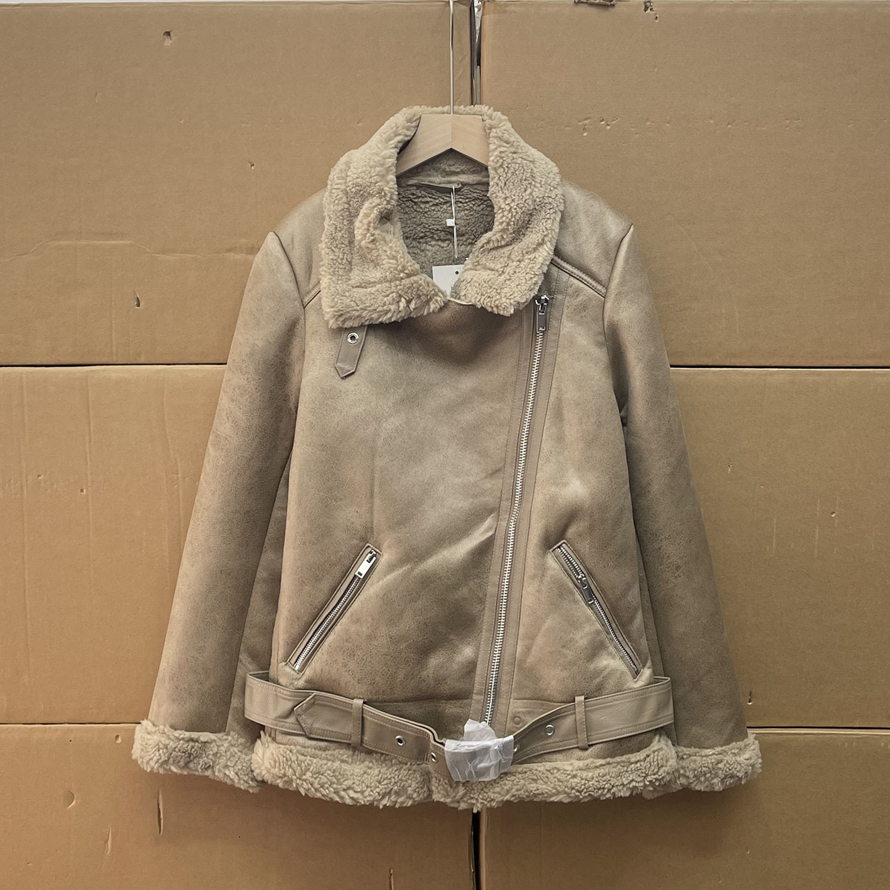 外贸沅货！！欧单冬季新品皮毛一体加厚羊羔毛加绒机车服夹克外套女