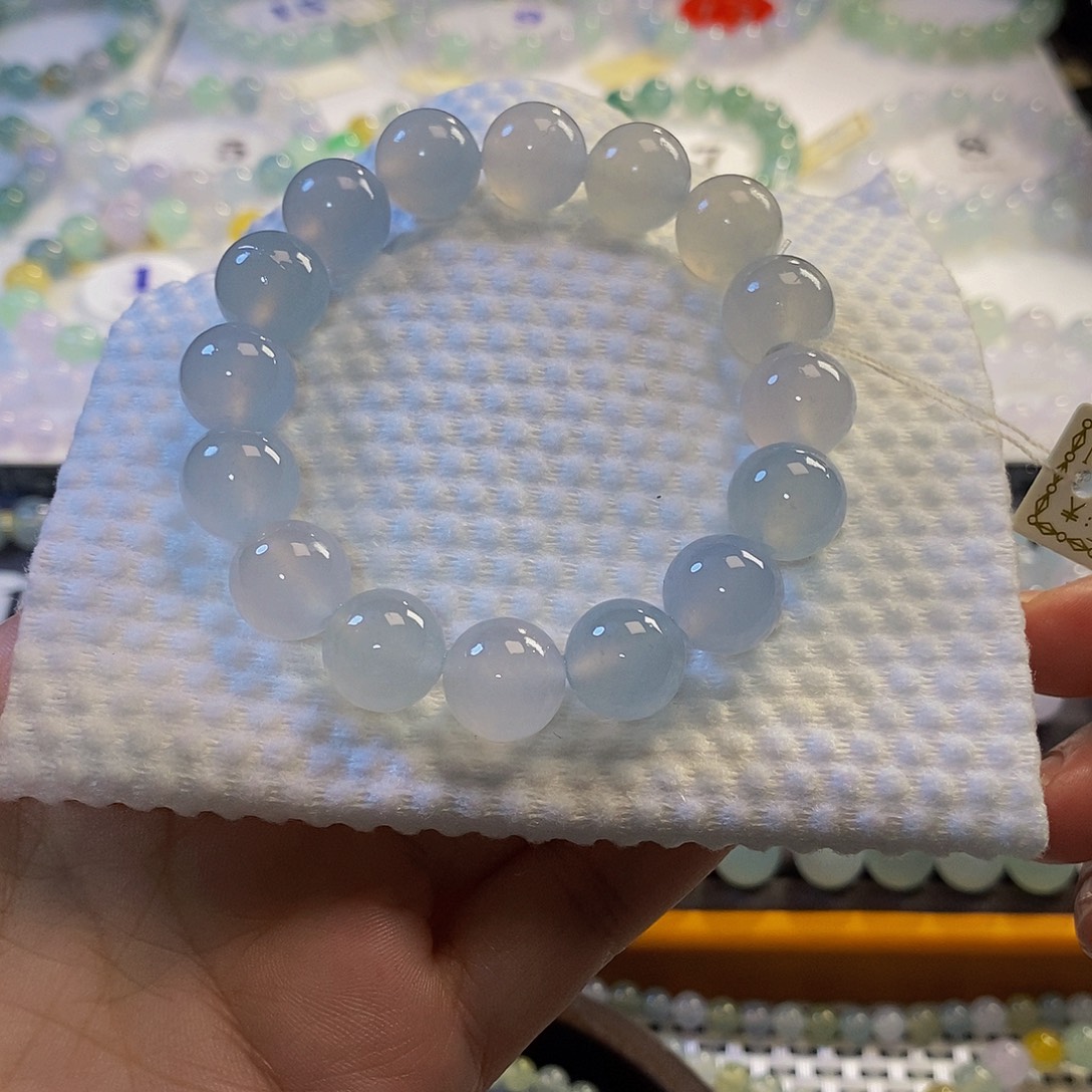 定制翡翠未镶嵌翡翠.