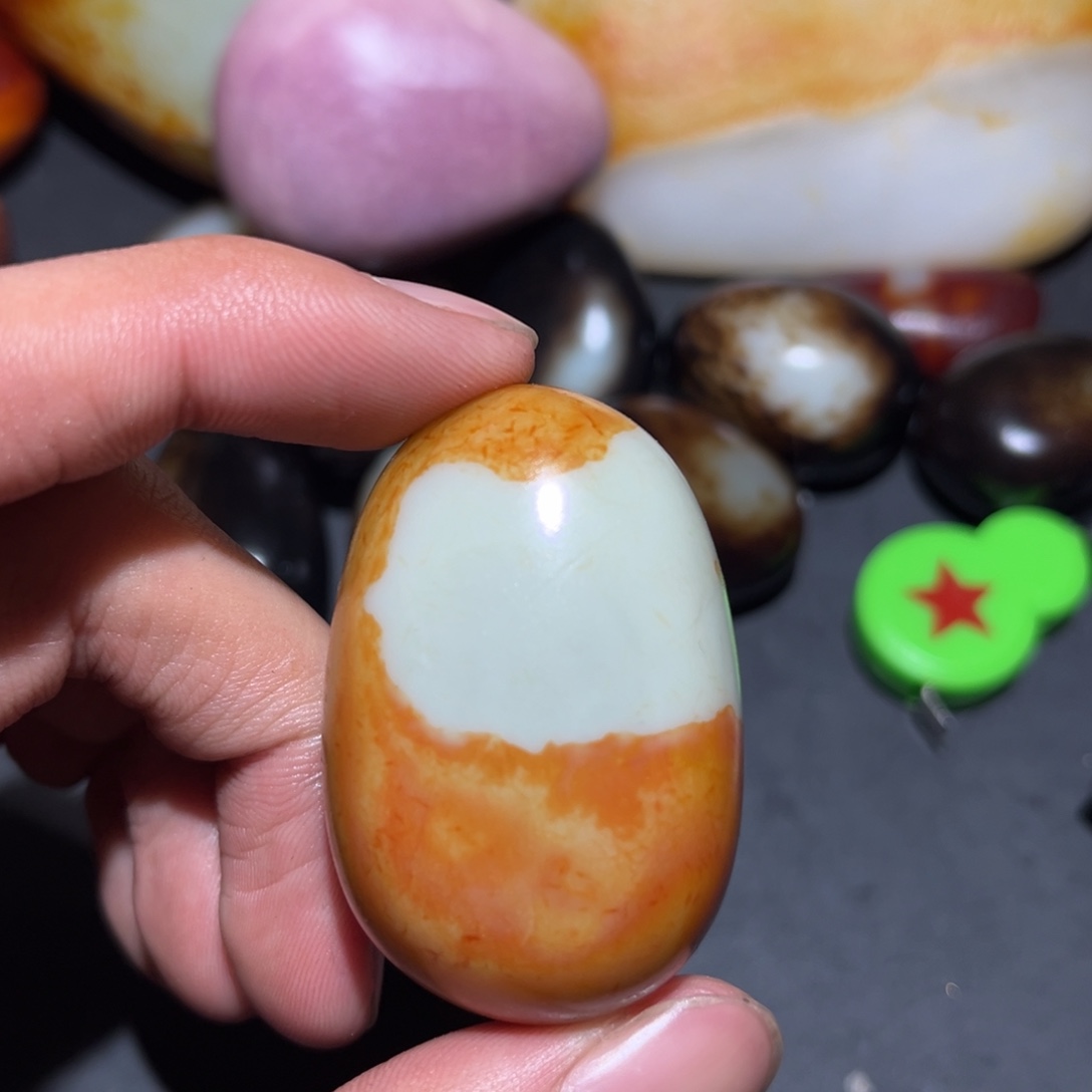 和田玉未镶嵌珠宝奇石