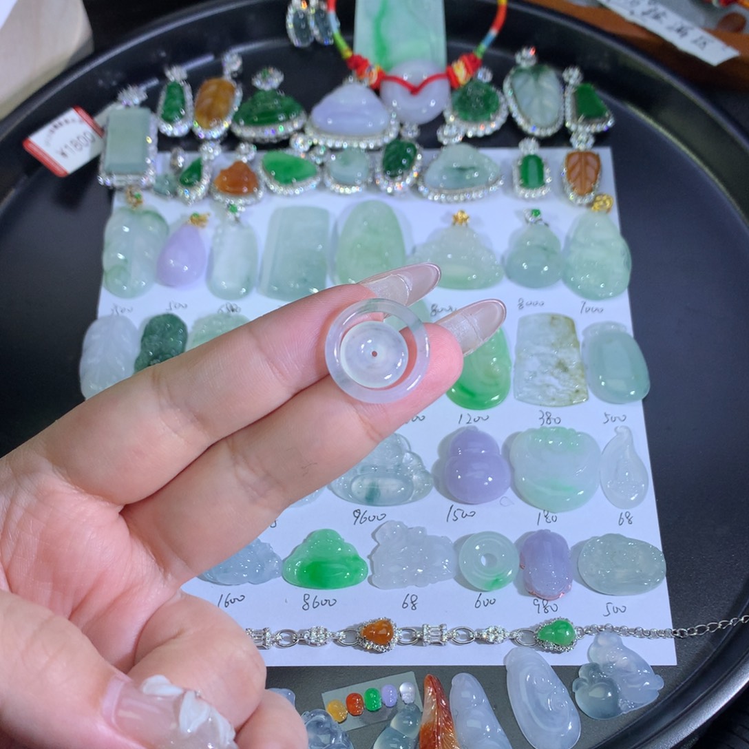 翡翠未镶嵌吊坠(不含链)同心扣