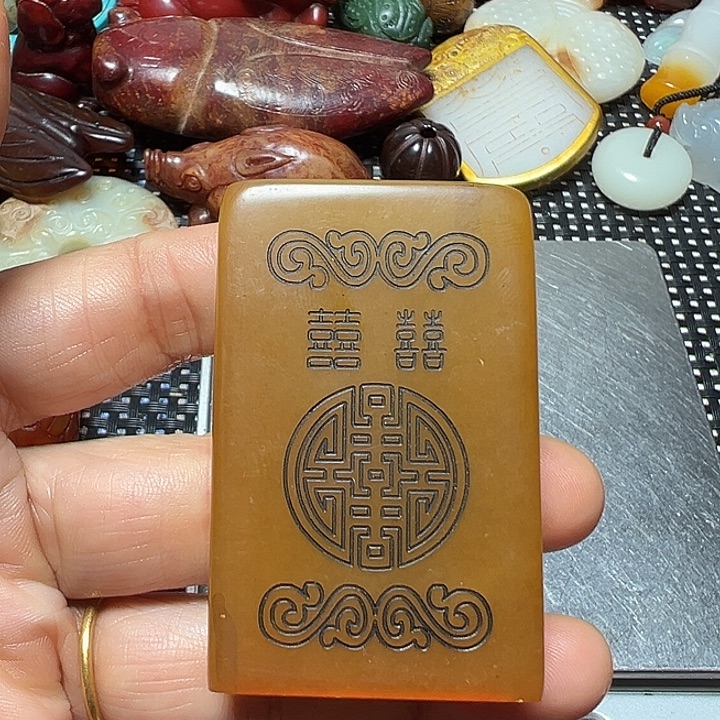 和田玉（糖玉）未镶嵌挂件