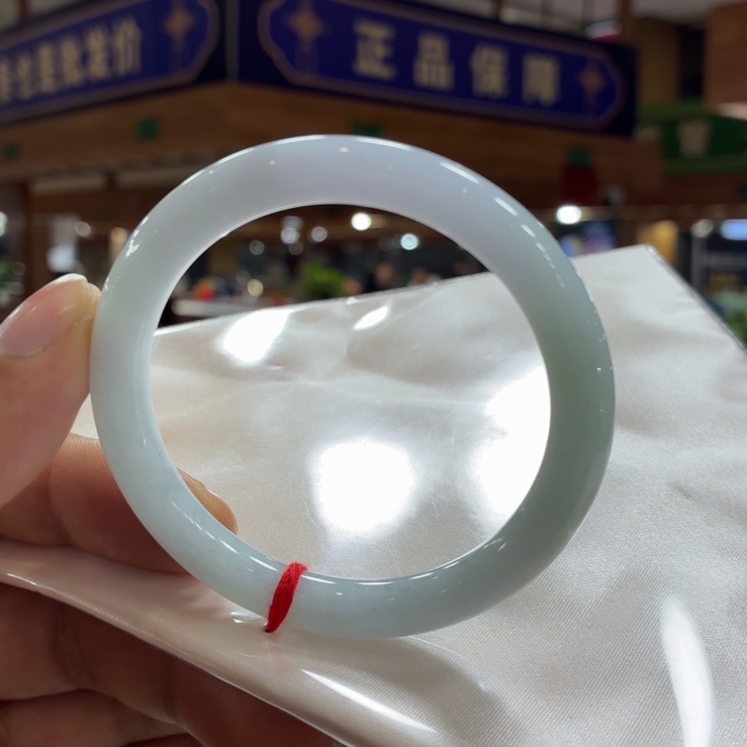 翡翠未镶嵌手镯手镯