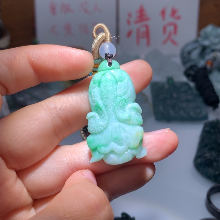 翡翠颈饰未镶嵌保真天然A货翡翠