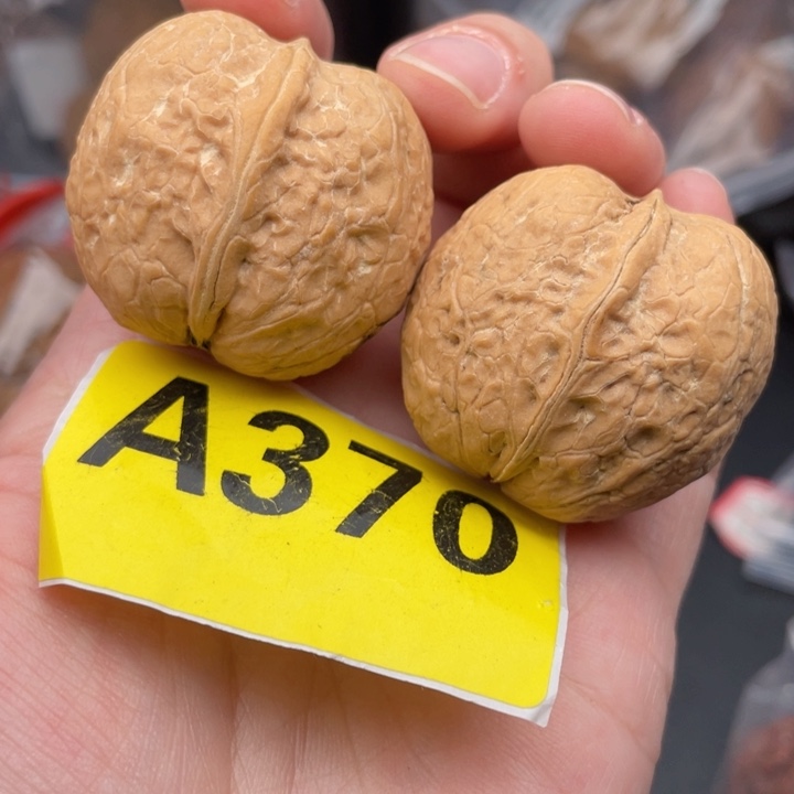 文玩核桃吊坠核桃