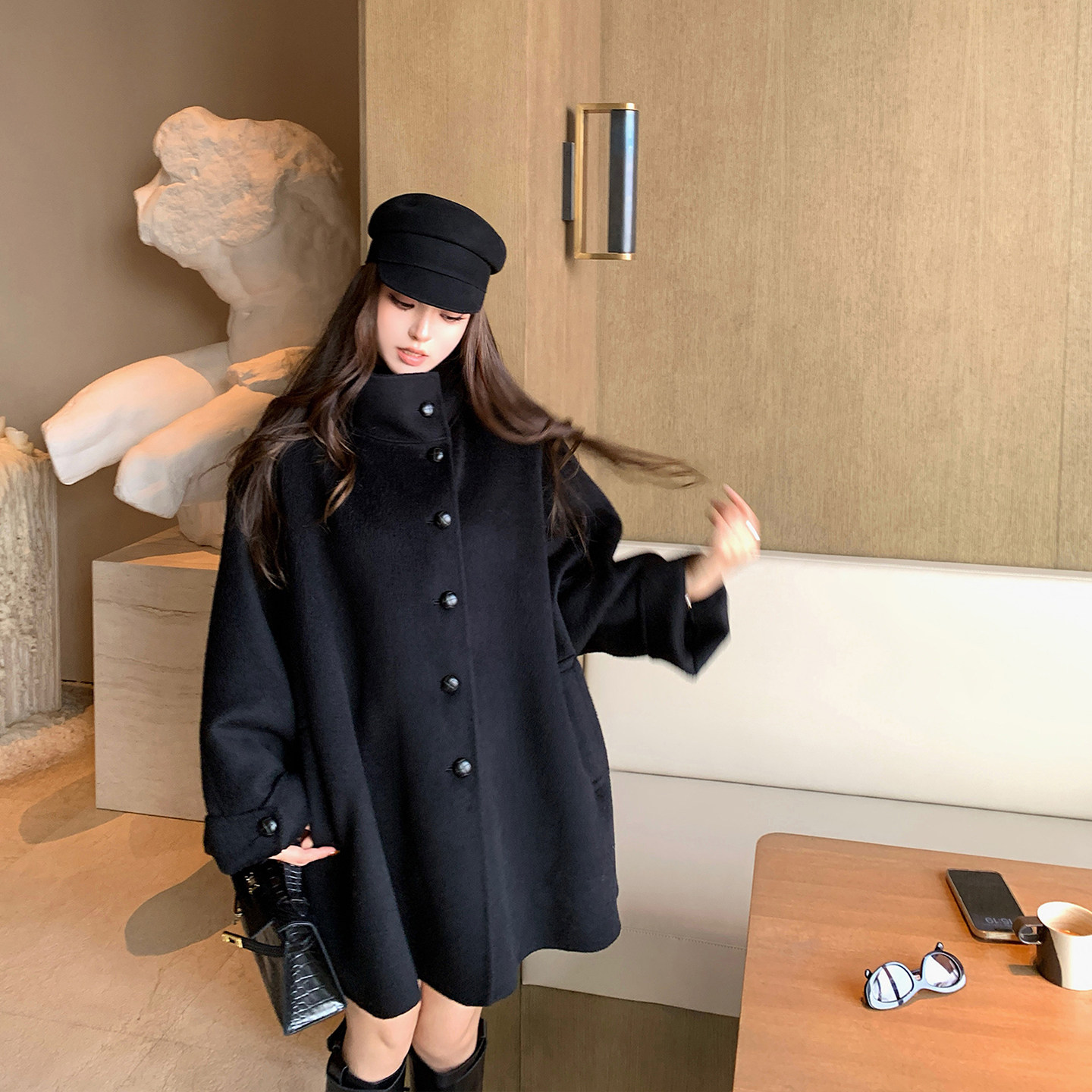 “法式千金斗篷大衣”高品婴驼羊毛重磅简约经典立领斗篷大衣