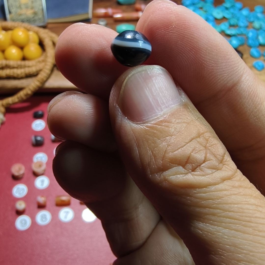 玛瑙/玉髓未镶嵌天然原矿玛瑙