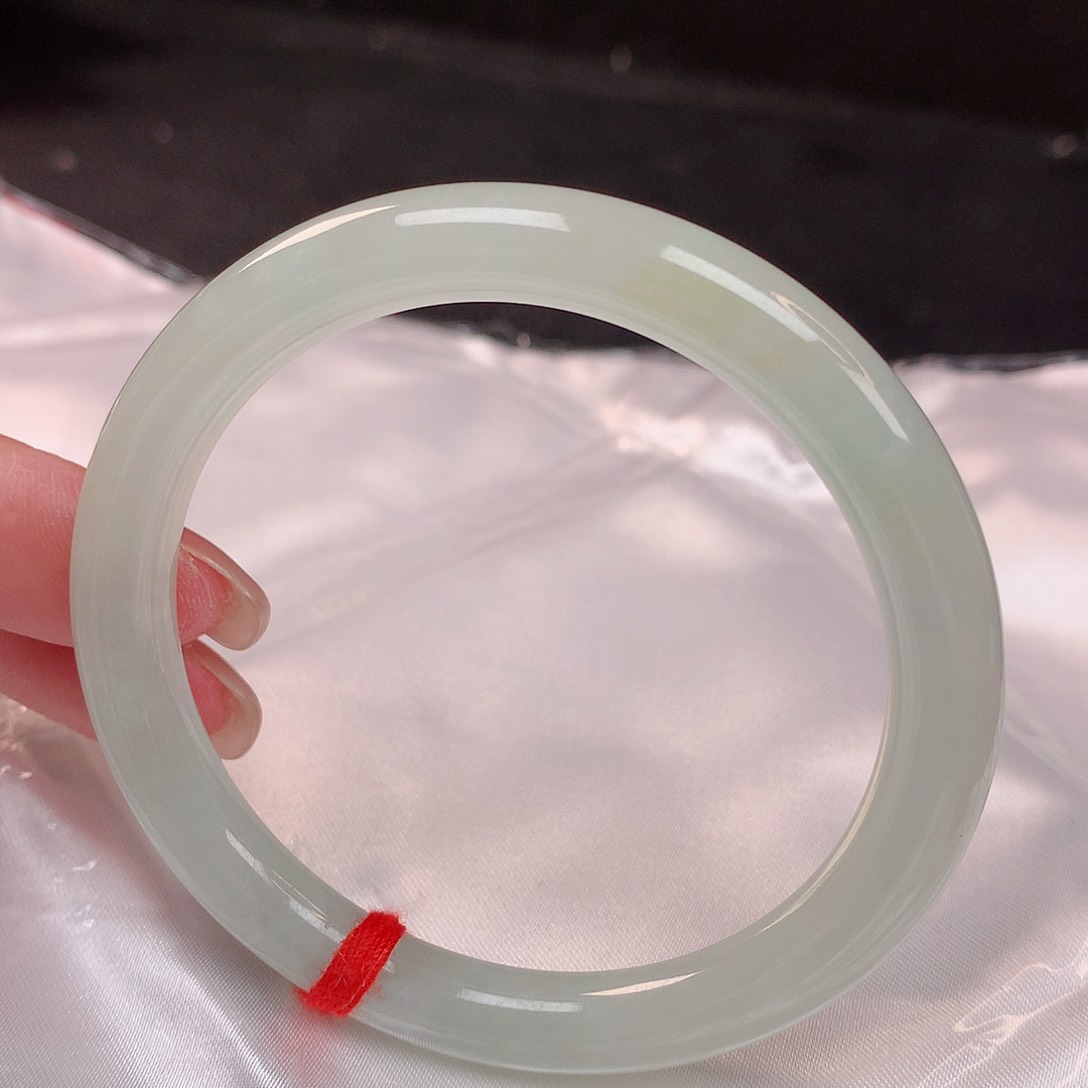 【闪购商品】未镶嵌手镯翡翠56