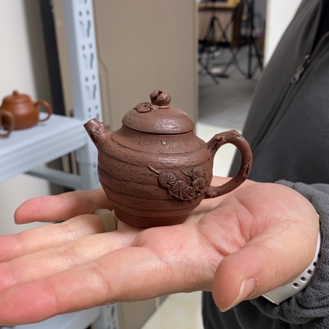 紫砂茶壶一****者50年代盘筑70毫升