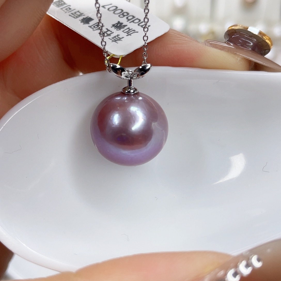 淡水珍珠吊坠(赠链)未镶嵌