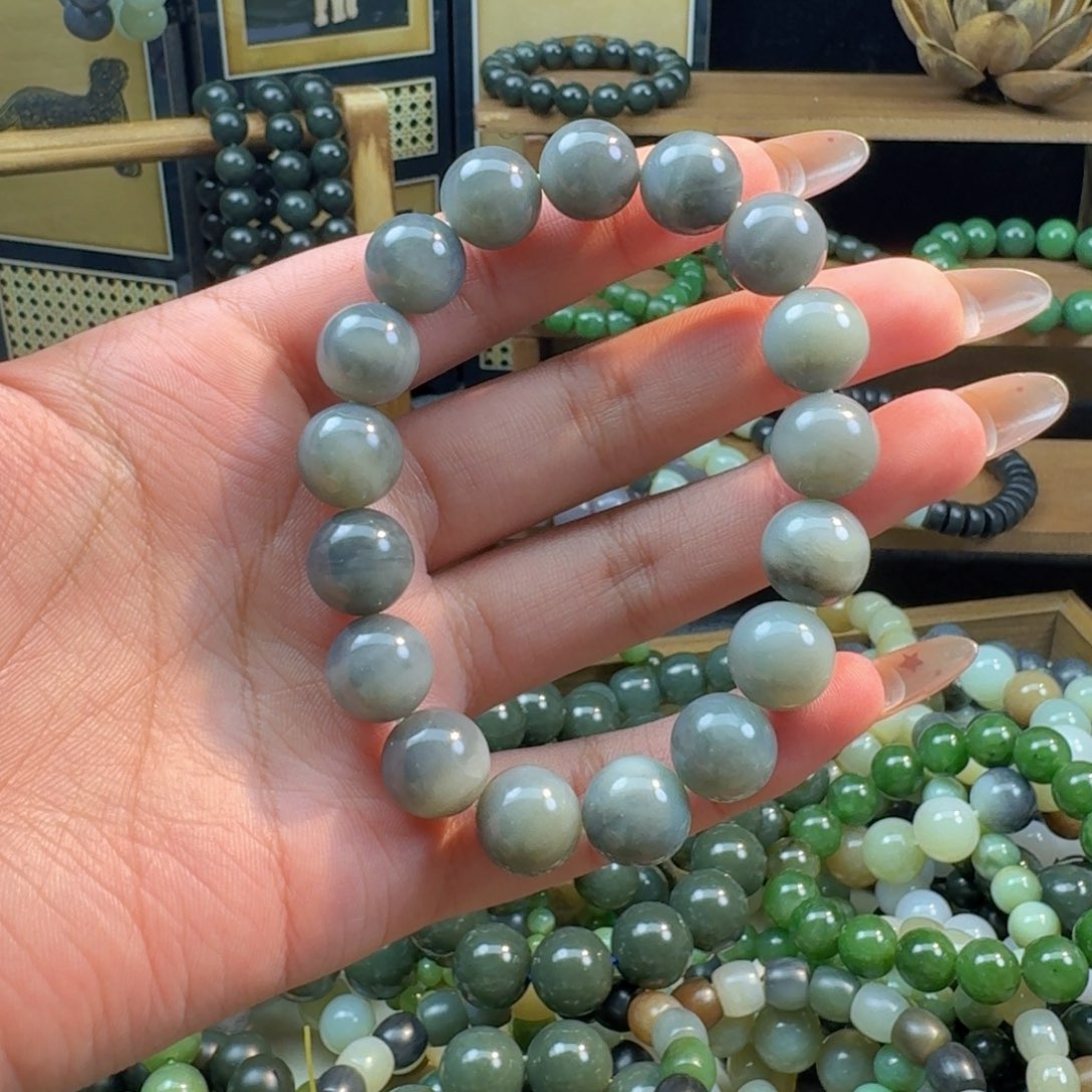 和田玉手链未镶嵌