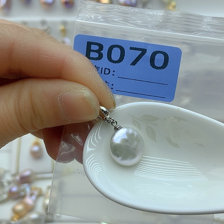 淡水珍珠颈饰未镶嵌