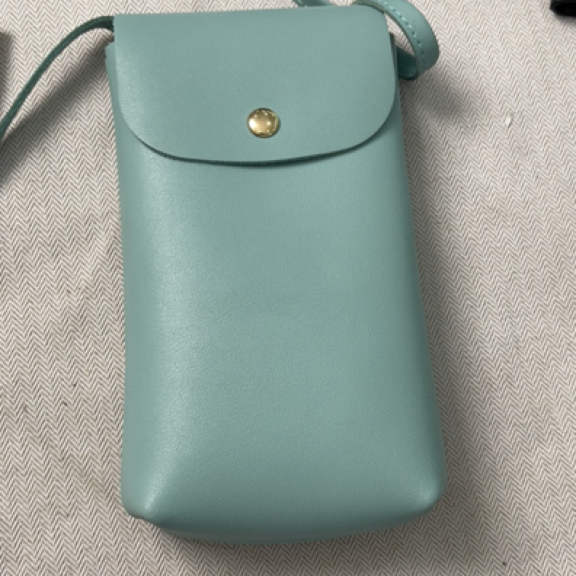 真皮女包图案蓝色斜挎手机包搭扣纯色竖款撞色