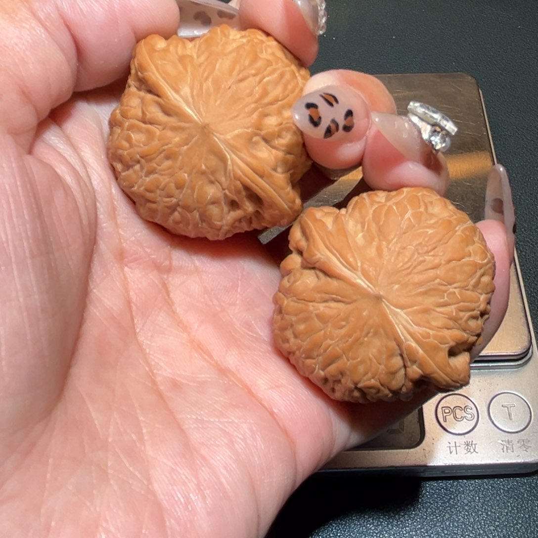 文玩核桃吊坠铁锤40