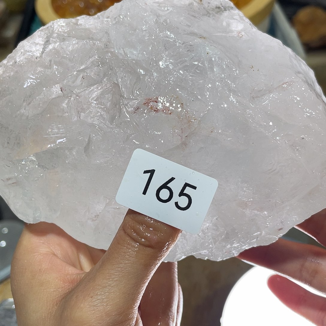 水晶摆件……未镶嵌