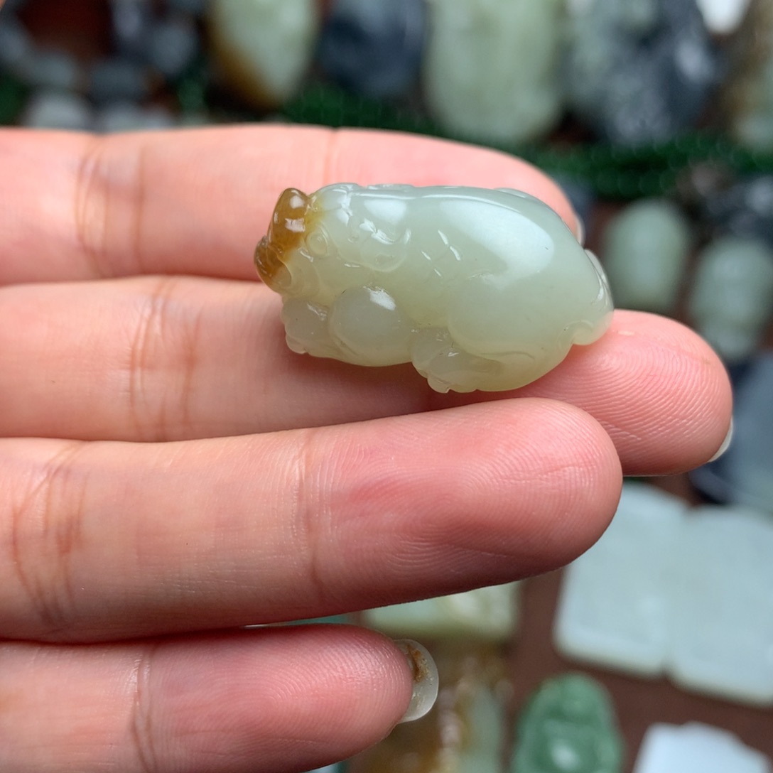 和田玉挂件未镶嵌