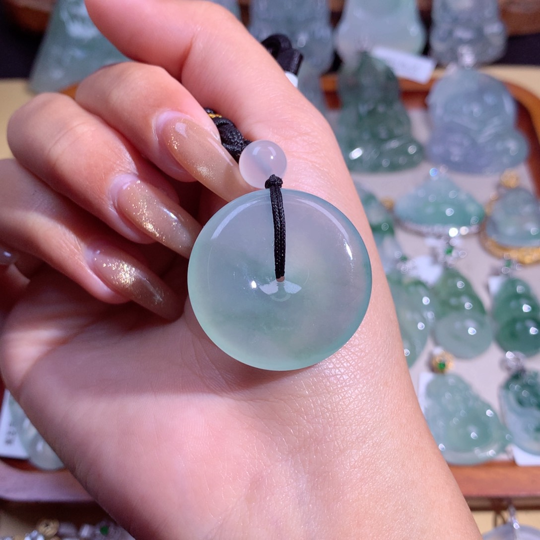 翡翠吊坠(不含链)未镶嵌29.9/6.5