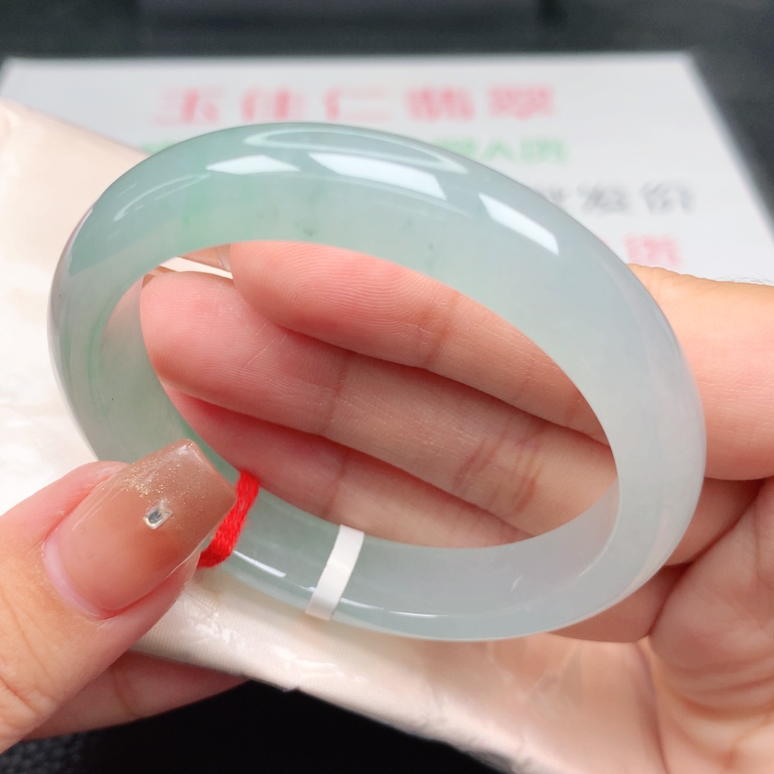 未镶嵌手镯翡翠53正圈 小正冰晴蓝半山水