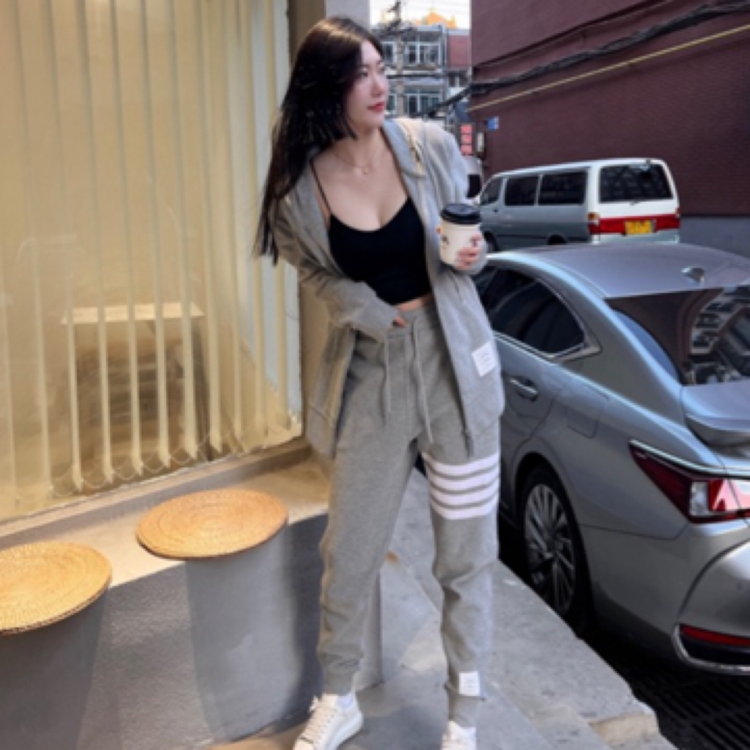 99新 THOMBROWNE 12116971 Thom Browne TB灰色拉链外套 1码99新
