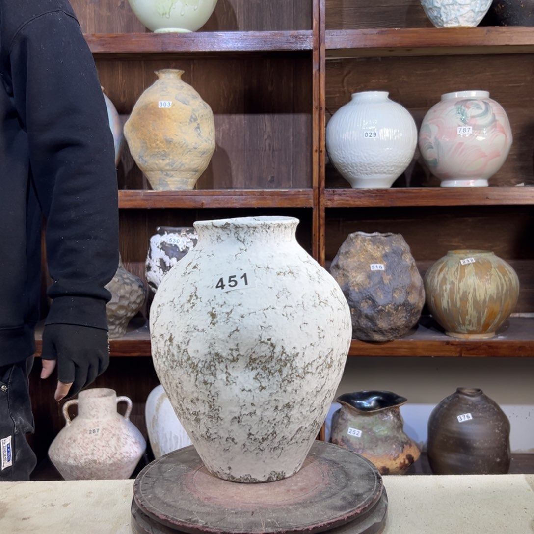 摆件451华庭街上的时候给我打电话