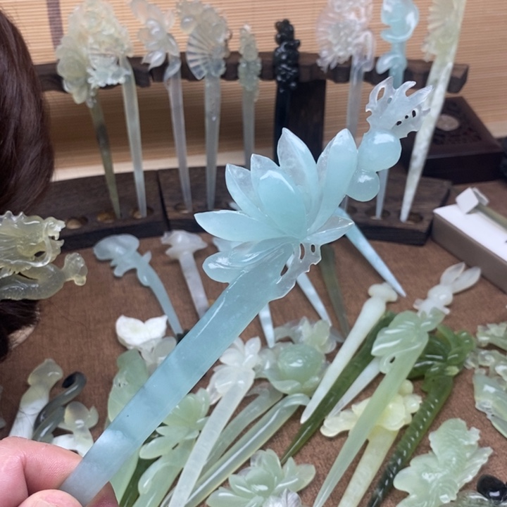 蛇纹石玉未镶嵌发簪