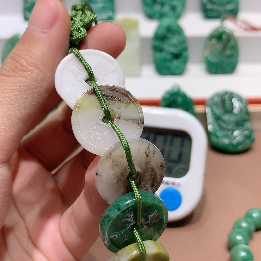 独山玉挂件未镶嵌