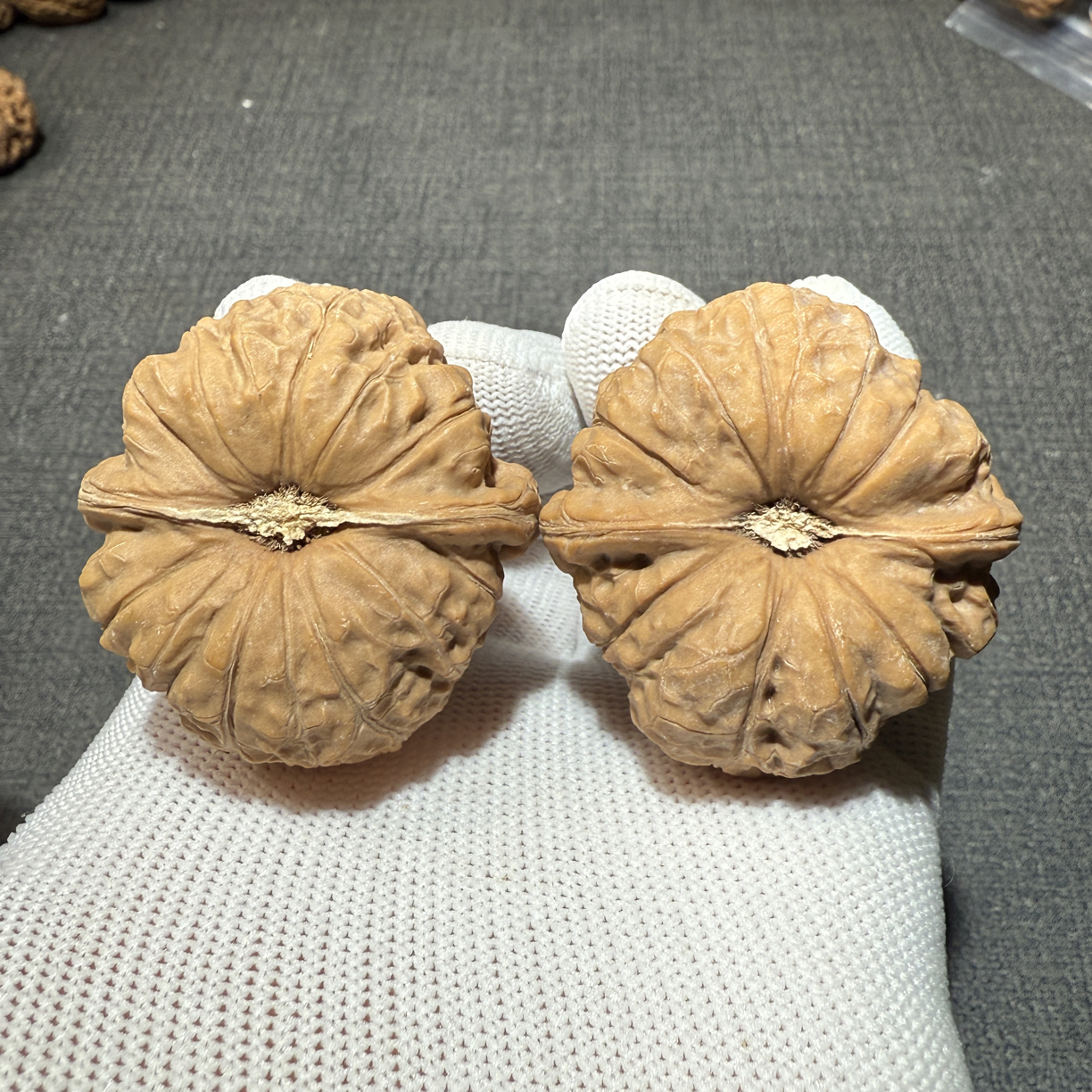 A109号43尺南瓜墩、全品、凹底、轻微高低肩精配尺寸边43肚43高35.7