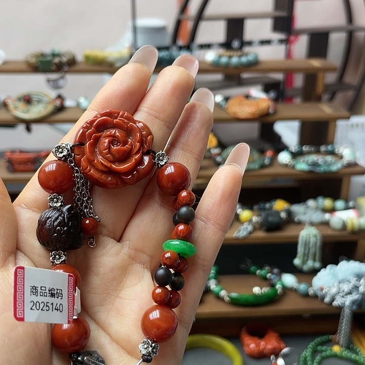 等***奶翡翠未镶嵌手链饰品