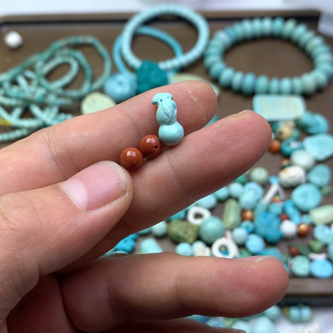 南红玛瑙雕刻未镶嵌