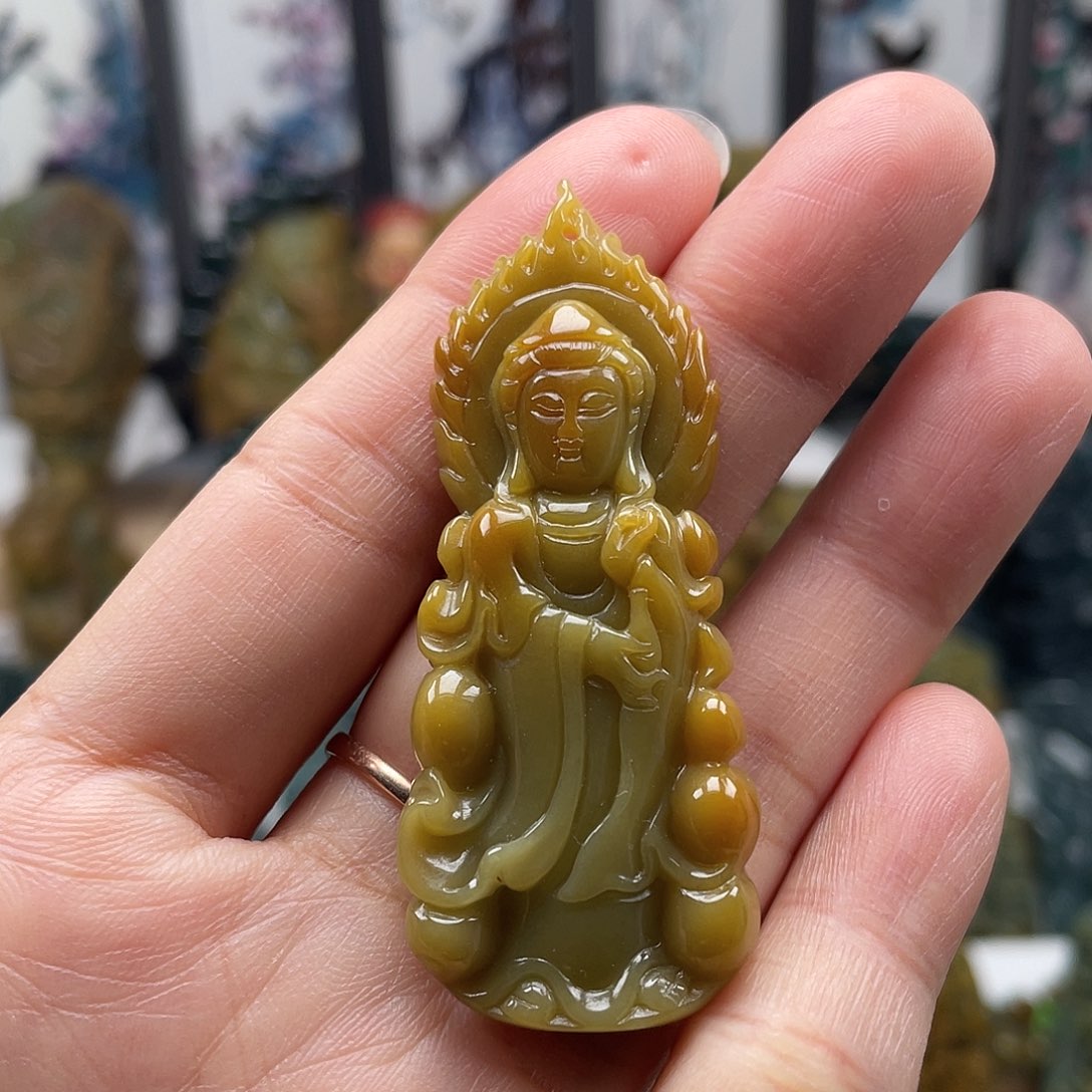 翡翠未镶嵌颈饰天然翡翠a货观音