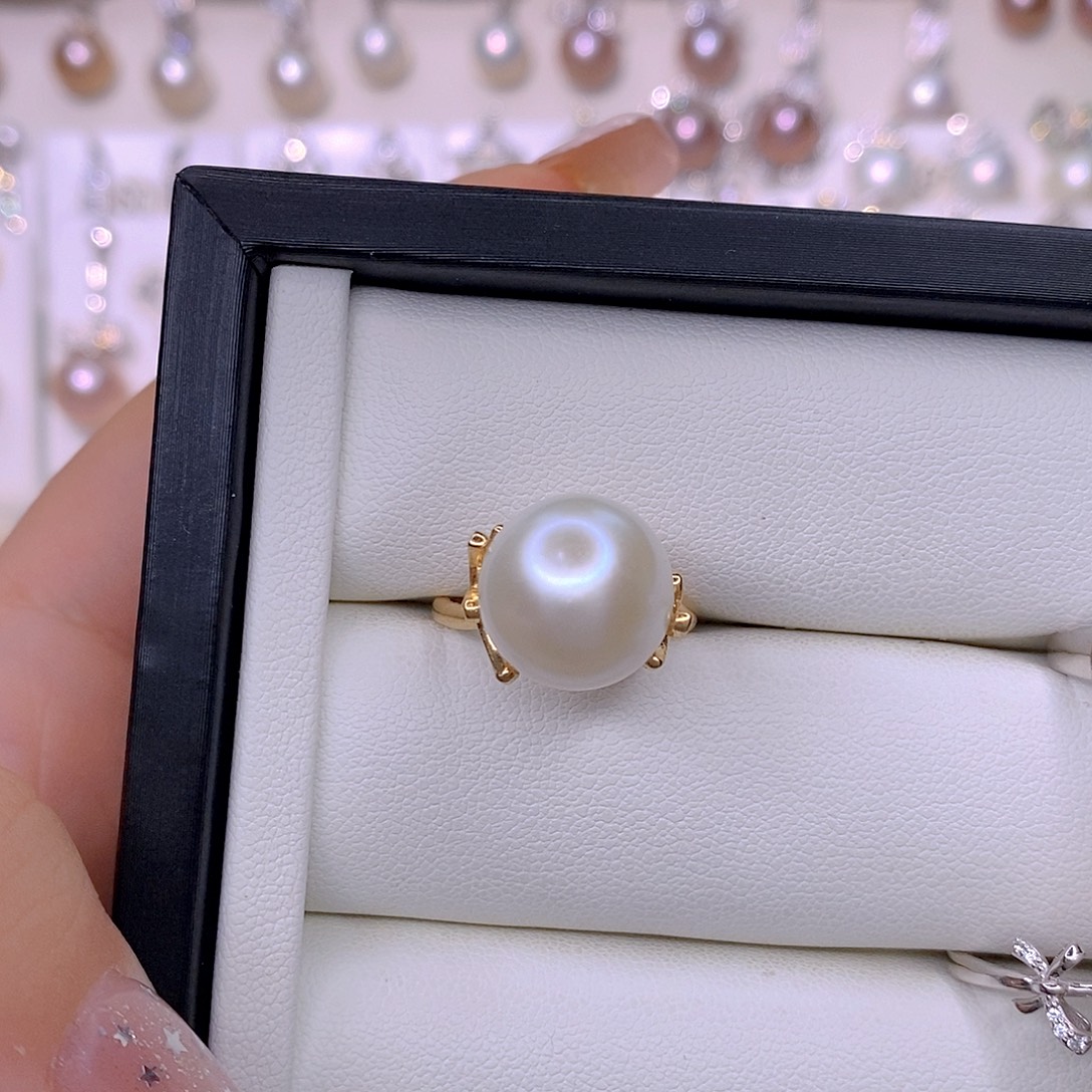 颈饰银S925镶嵌淡水珍珠