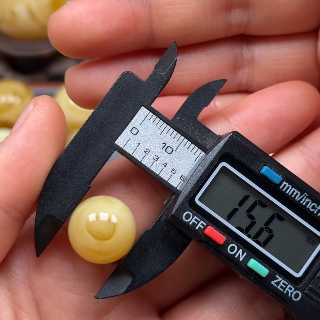 琥珀未镶嵌珠宝奇石蜜蜡单珠