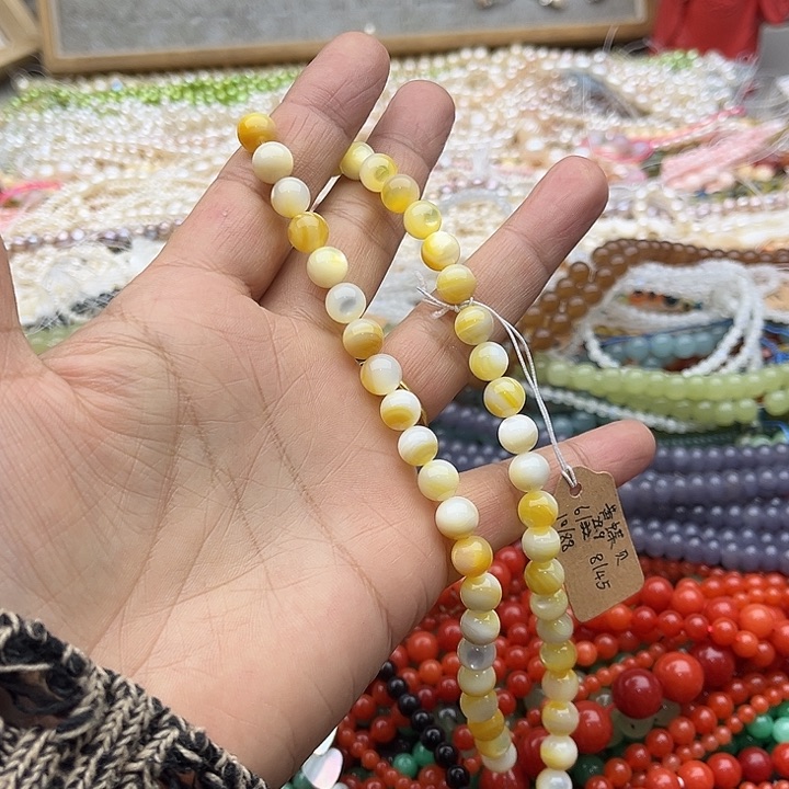 玛瑙/玉髓珠宝半成品未镶嵌一条8mm黄蝶贝