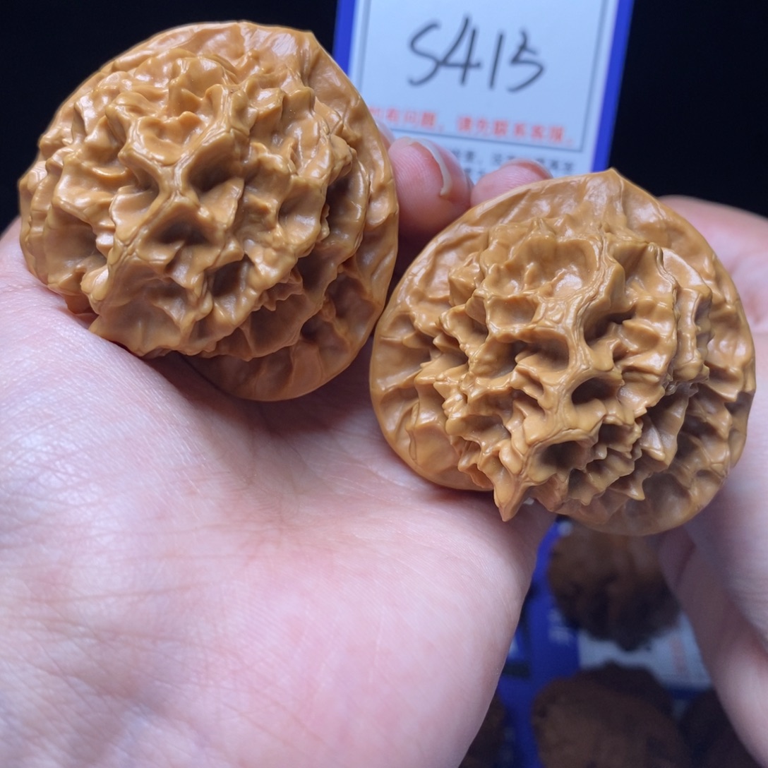 文玩核桃吊坠50帝王s415