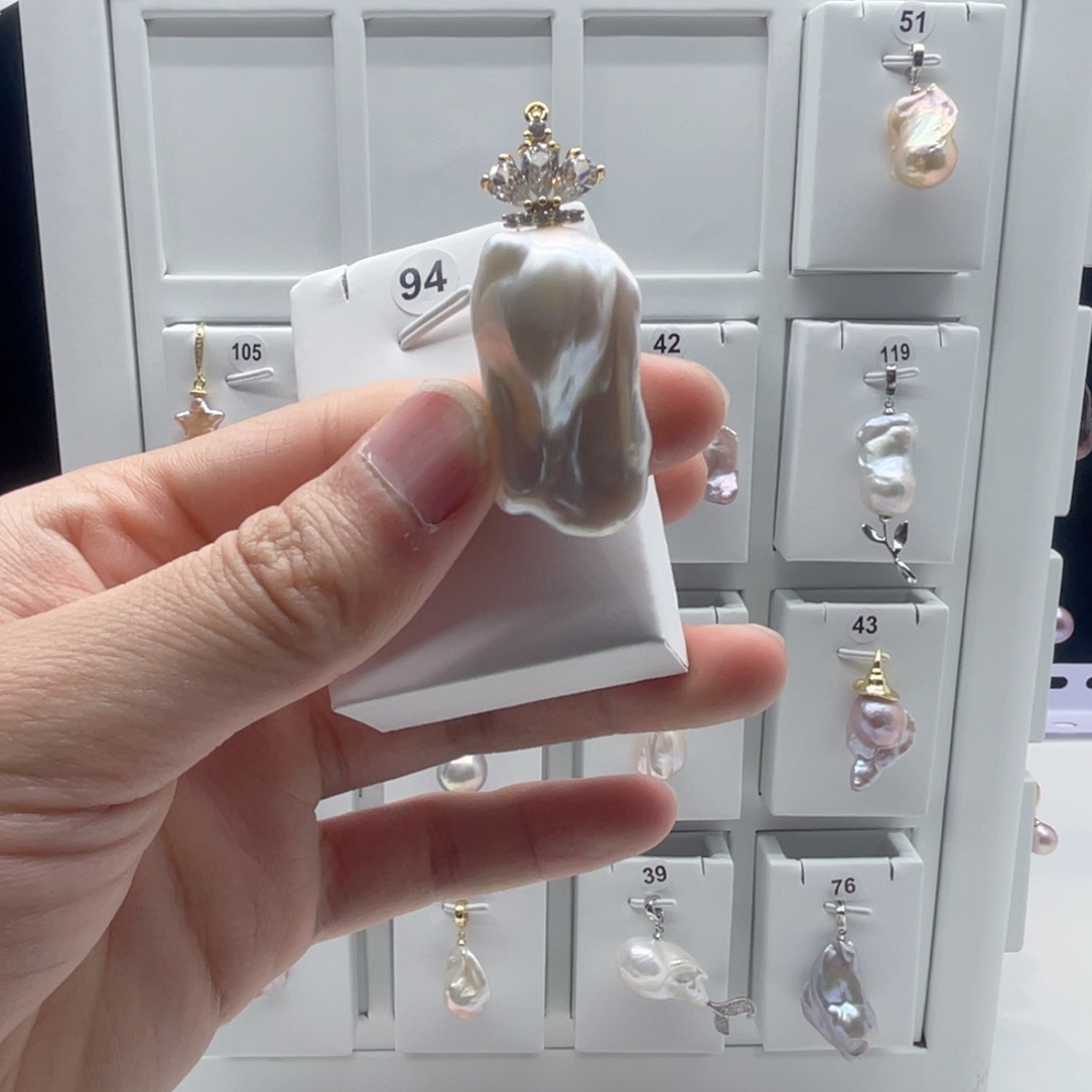 淡水珍珠合金颈饰