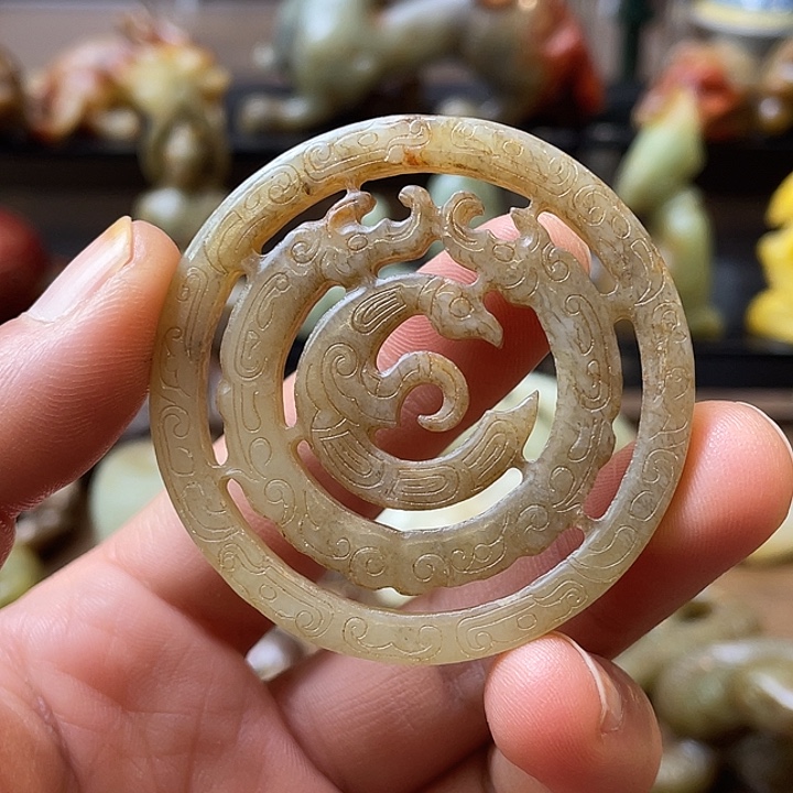 和田玉（糖玉）未镶嵌颈饰