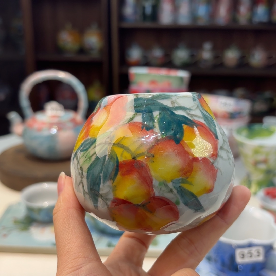 瓷片兔兔的小尾巴