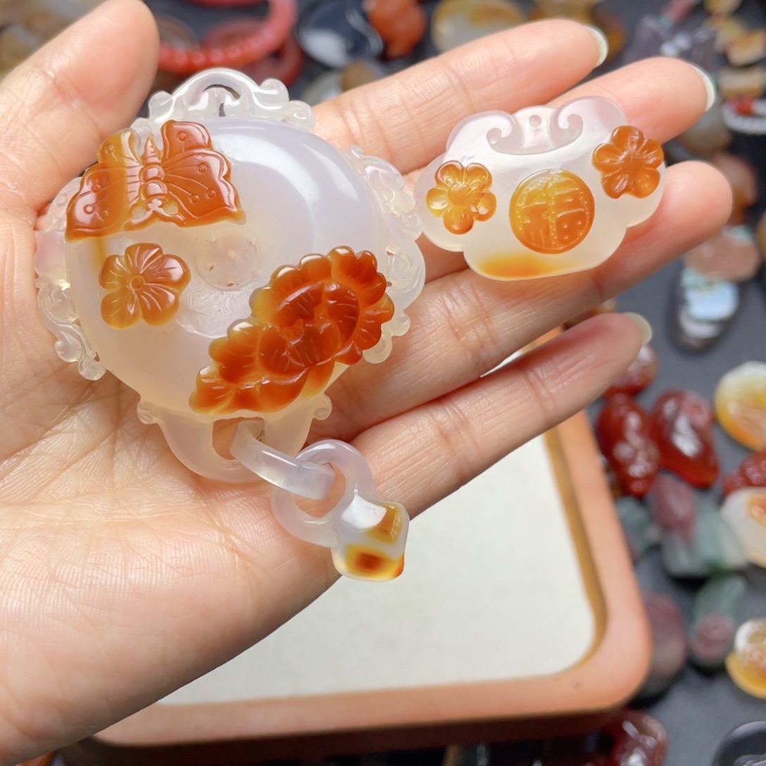 1***9玛瑙/玉髓未镶嵌颈饰