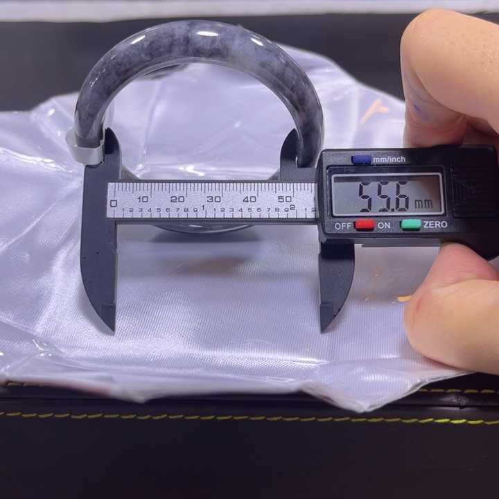 翡翠手镯未镶嵌天然A货翡翠缅料手镯多样性发货团购发一件