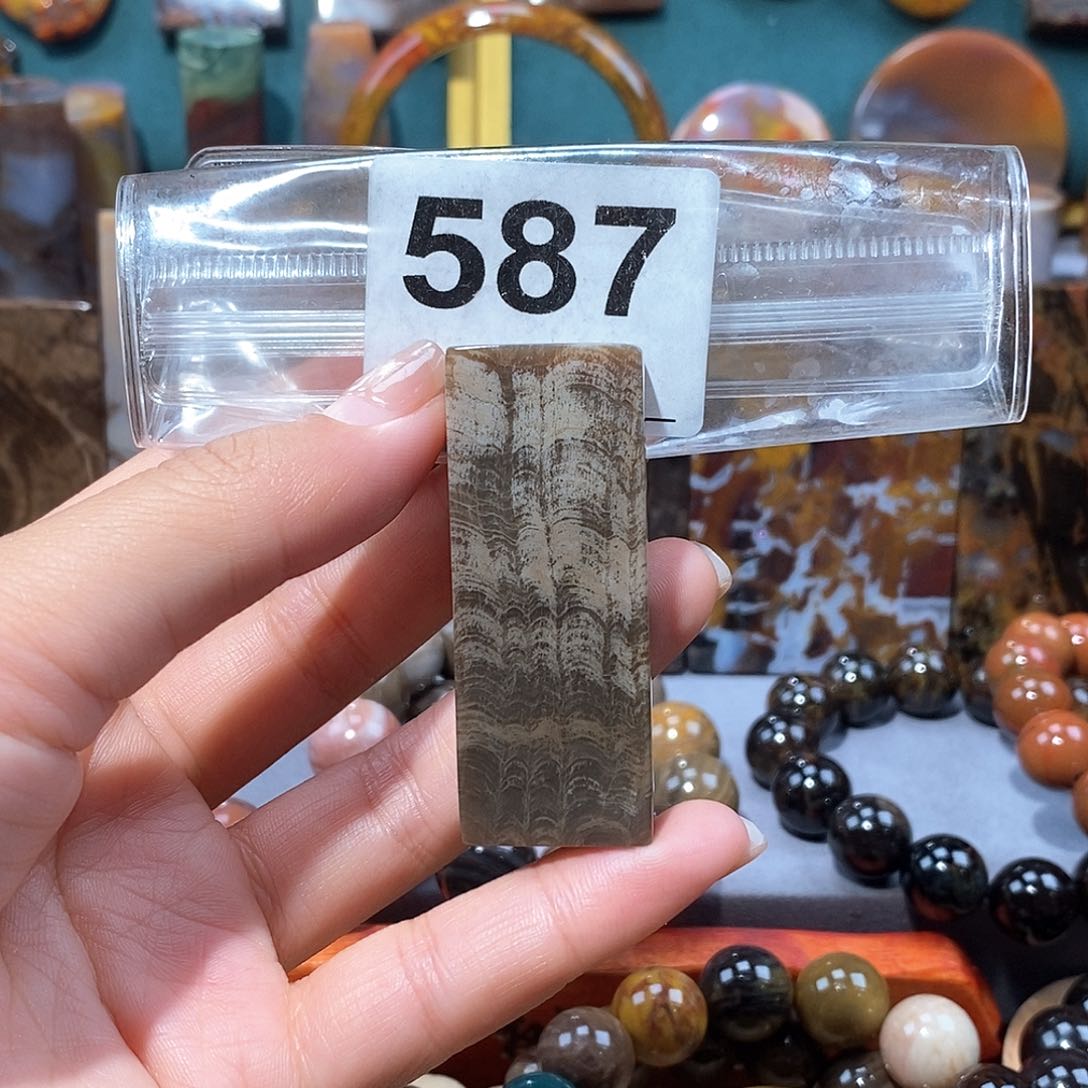 硅化玉天然北票硅化玉牌子未镶嵌