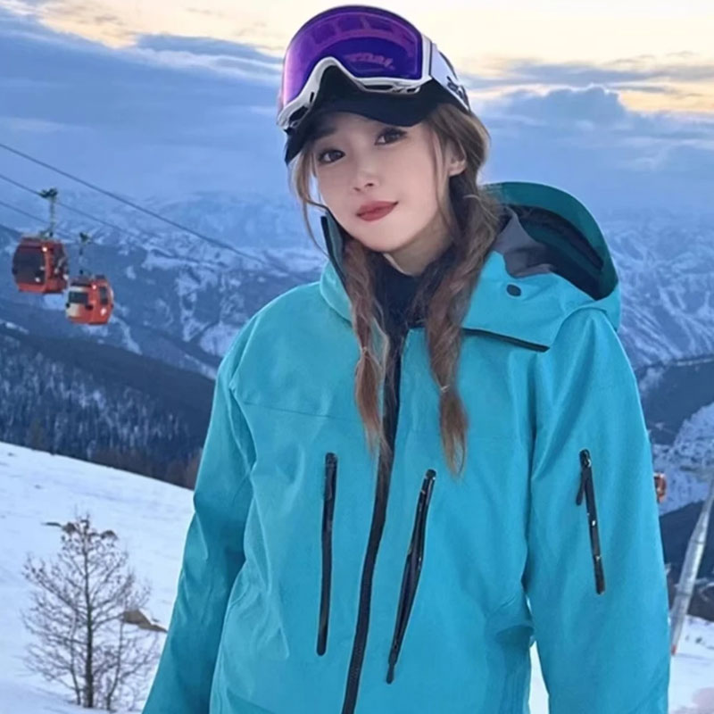 硬壳户外】SV7溢胶运动防风耐磨防水连帽冲锋衣