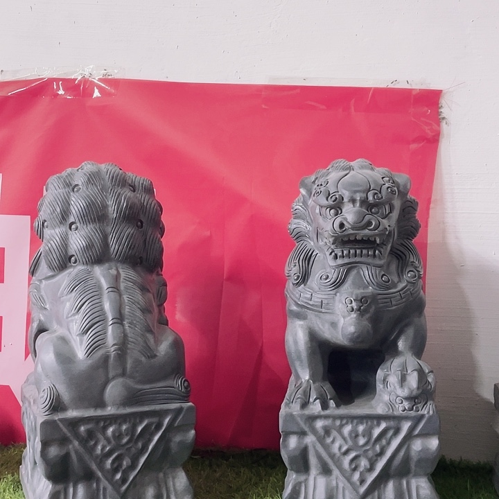 石材高40的一对狮子好
