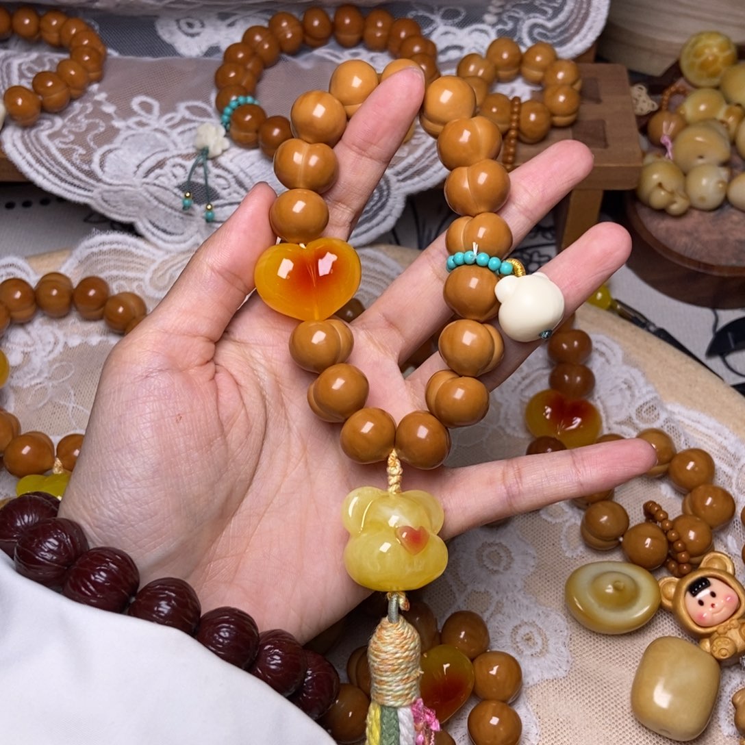 猴头核桃吊坠屁桃卡15