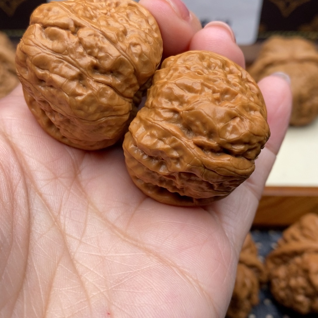 文玩核桃把件边37左右