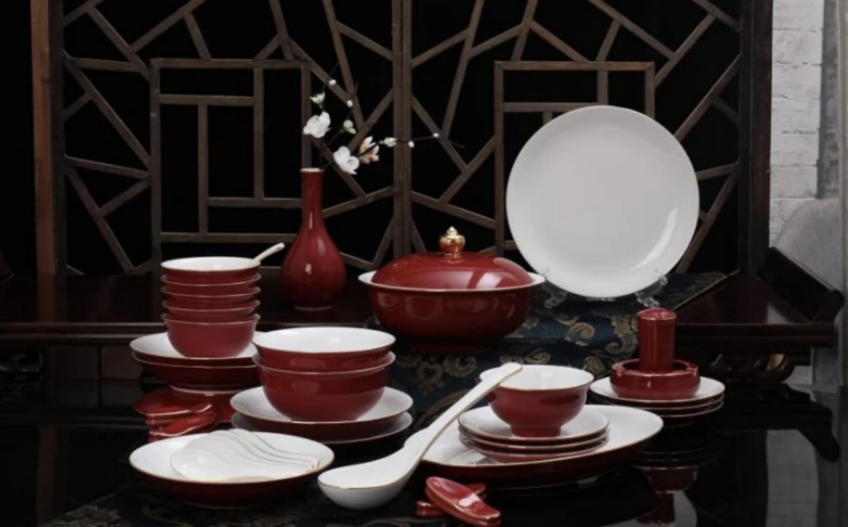 千年博大国家用瓷指定生产单位红玛瑙39头6人位颜色釉餐具