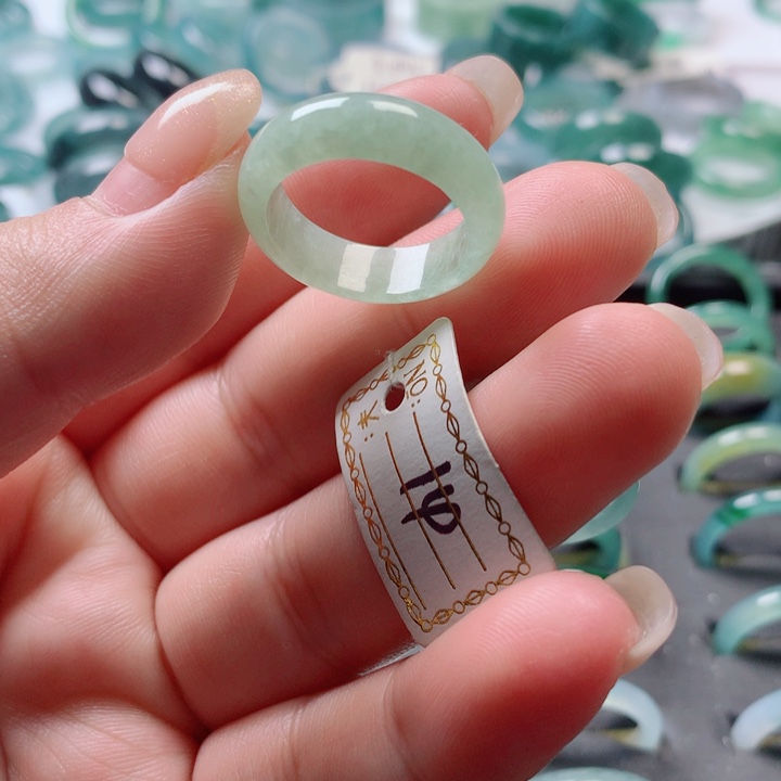 翡翠戒指未镶嵌戒指