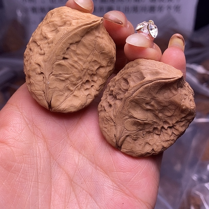 核桃云南野生铁核桃50号35mm